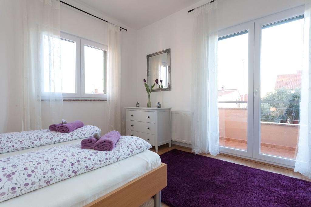زادار Apartments Lara & Luka الغرفة الصورة