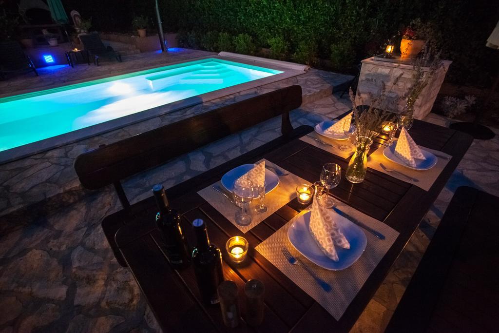 زادار Apartments Lara & Luka المظهر الخارجي الصورة