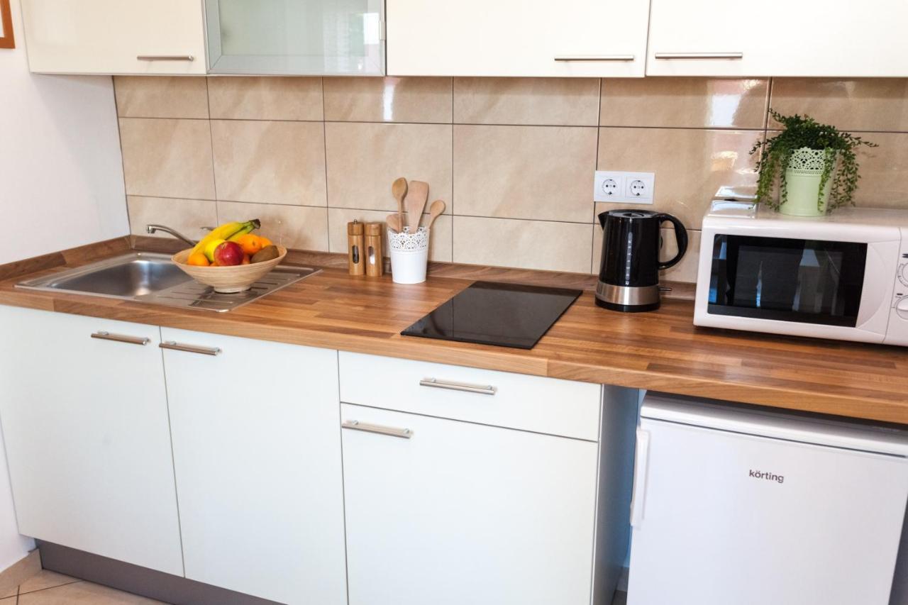 زادار Apartments Lara & Luka المظهر الخارجي الصورة